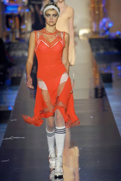 Look 36